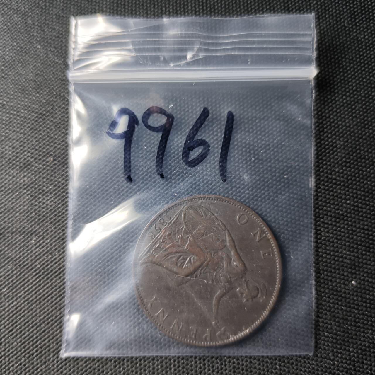 KK钱币收藏小铺  第399期  百期特拍（四拍之三）2月预留时间 周末发货  1898香港维多利亚女王1便士铜币