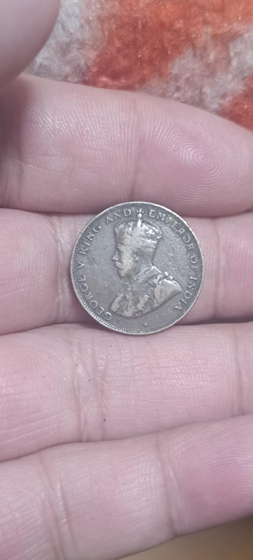 万国钱币阁第二场 香港乔治五世小一仙（好品巧克力包浆）手机像素及灯光问题，巧克力色没拍出来