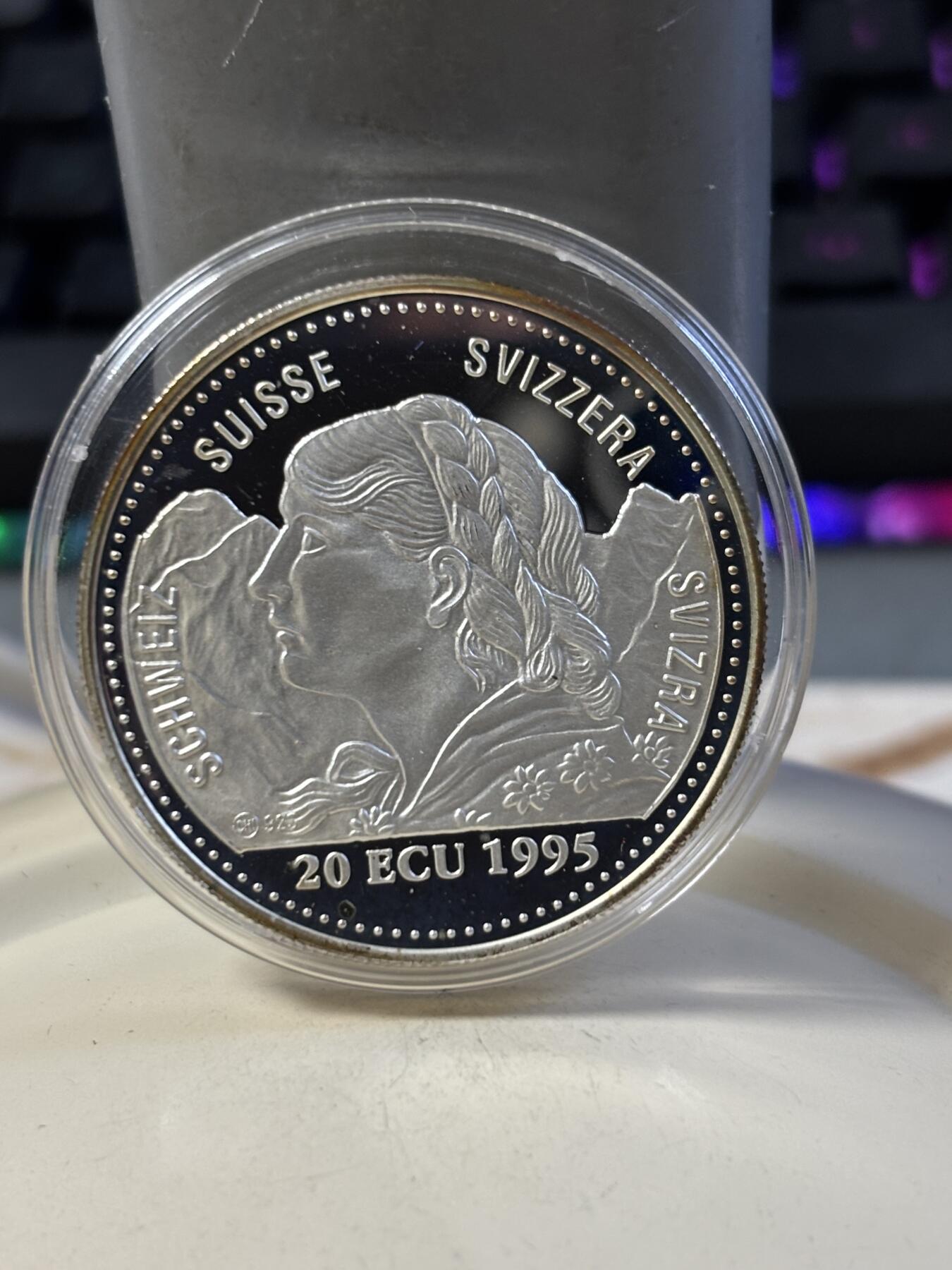 第187期拍卖 瑞士1995年航天航空展20埃居女神精制纪念银币带盒证书，925银，25克，边缘有氧化