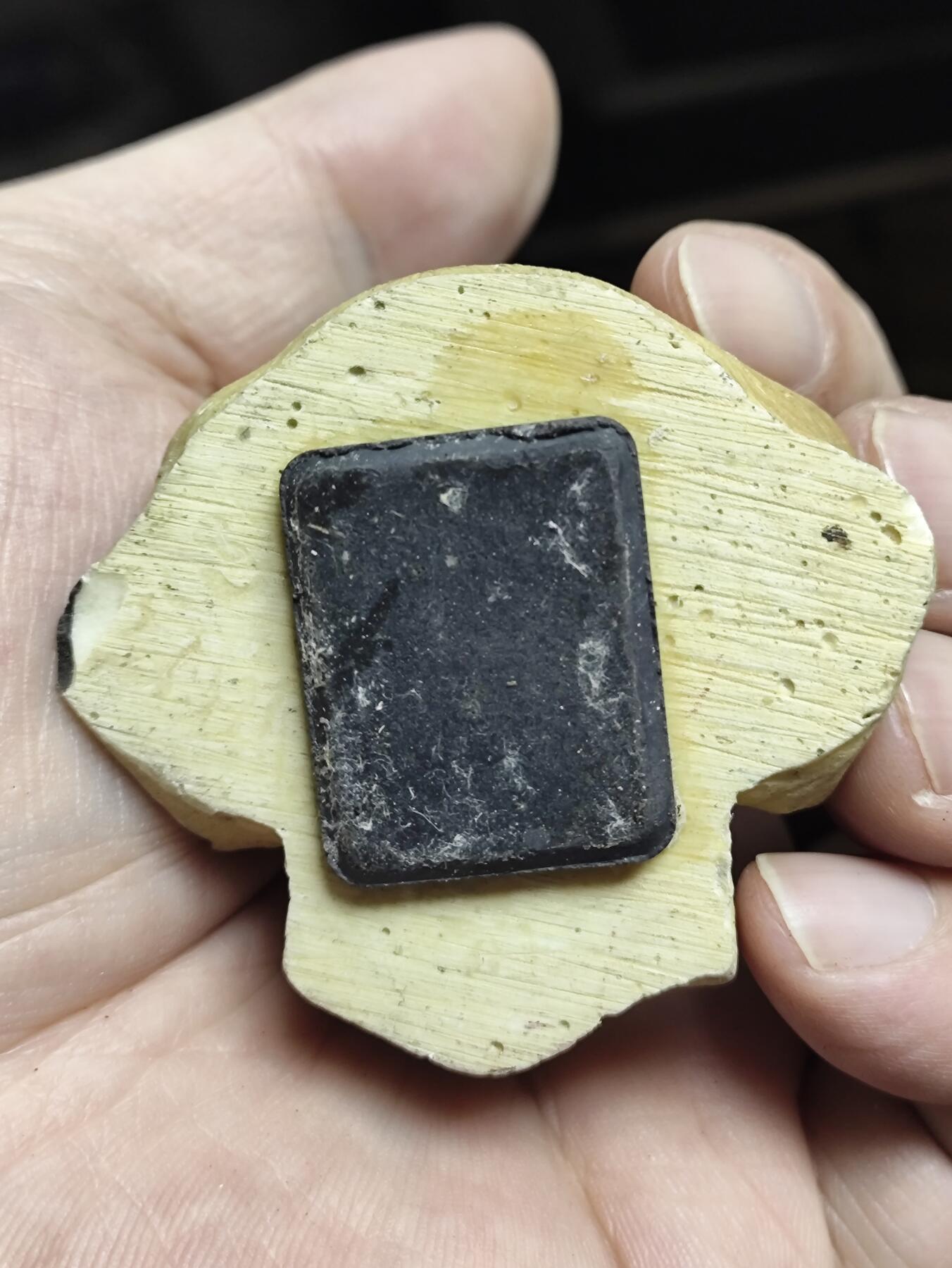 风光无限，精美冰箱贴A 拉布拉多造型的创意磁性树脂冰箱贴‌