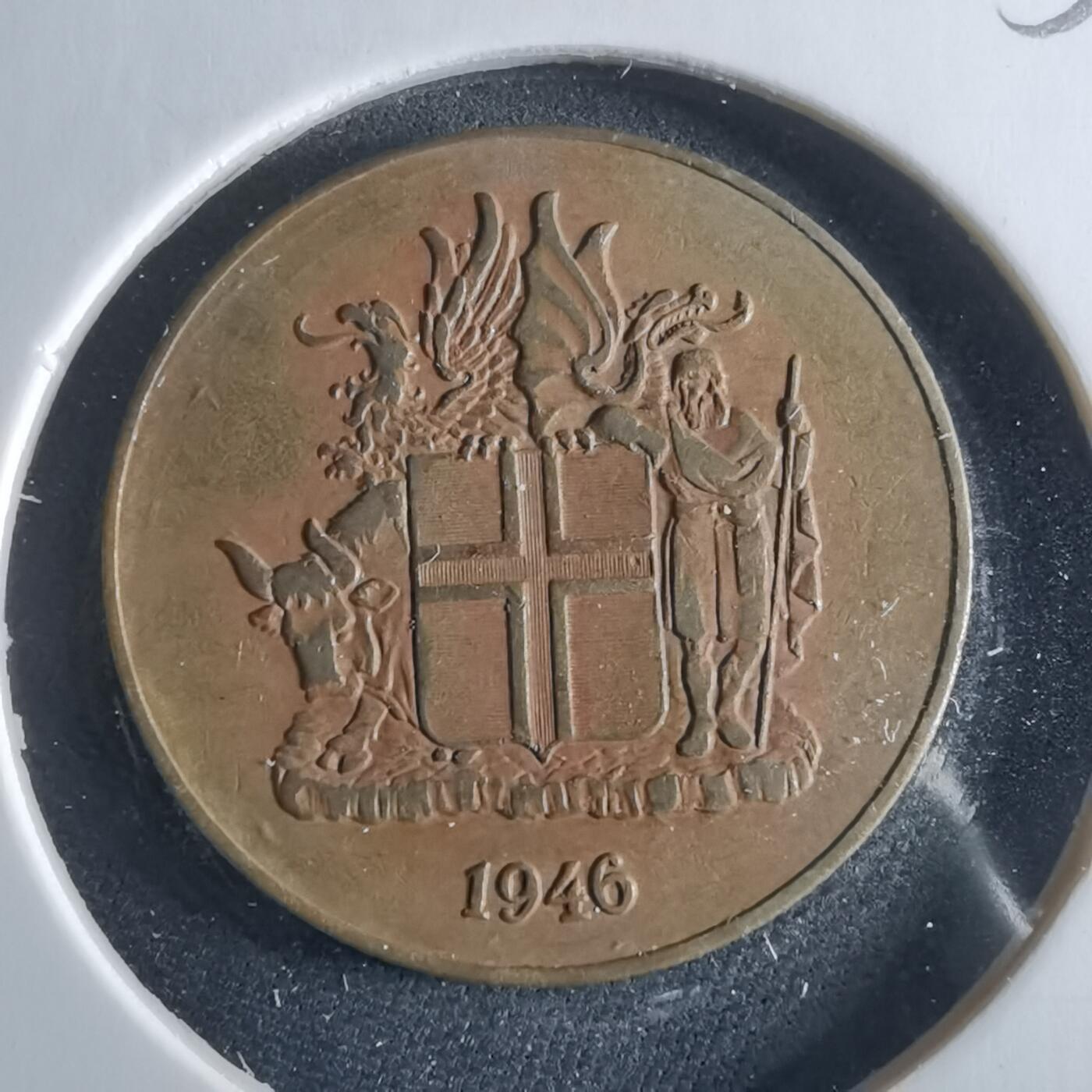 沼泽如烟--第956场 冰岛1946年1克朗