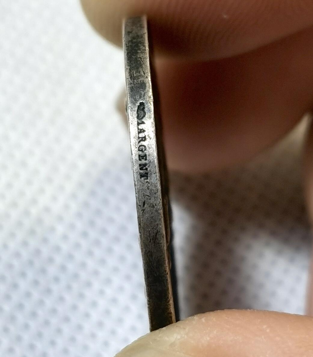 甄臻铺-世界币章拍卖（第46期）送拍享返佣金等优惠多多（1月10日精品场，敬请期待） 法国结婚纪念银章，背面未刻字，30mm，11.4g 丰饶角1argent，细节见图