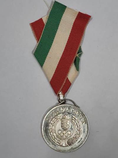 韵星假日拍卖第三十六期 -- Rimey Holidays Auction 36 - 匈牙利共和国1999银级国际地留奥林匹克工作人员奖章 由体育部和奥林匹克组织颁发 官方国际运动 少见