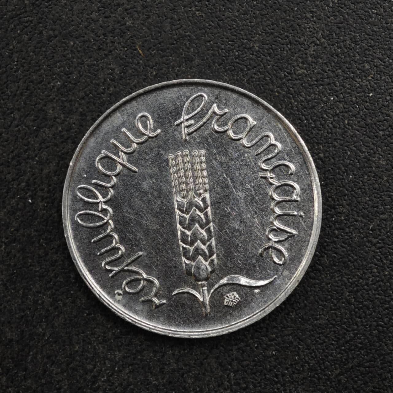 【淘币小摊】实时拍第八百四十三拍   散币场   满百包邮可预留二周 每周一统一发货   法国1962年1分