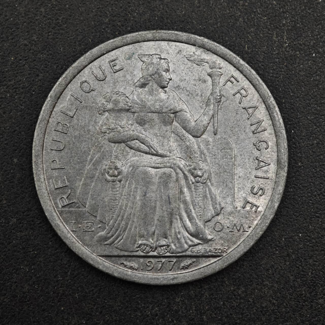 【淘币小摊】实时拍第八百四十三拍   散币场   满百包邮可预留二周 每周一统一发货   喀里多尼亚1977年1法郎铝币