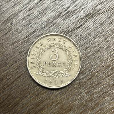 【铜匠收藏】★第135场★散币场，不寄存！！无佣金，30包邮。不满30元，支付5元运费。《接受代拍 代送NGC评级》 - 1939 英属西非 3便士 镍币