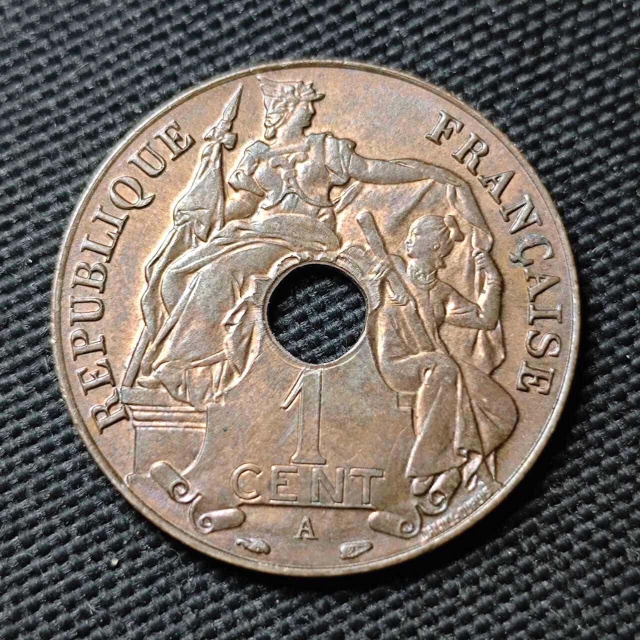 KK钱币收藏小铺  第399期  百期特拍（四拍之三）2月预留时间 周末发货  1939法属印支百分之一铜币