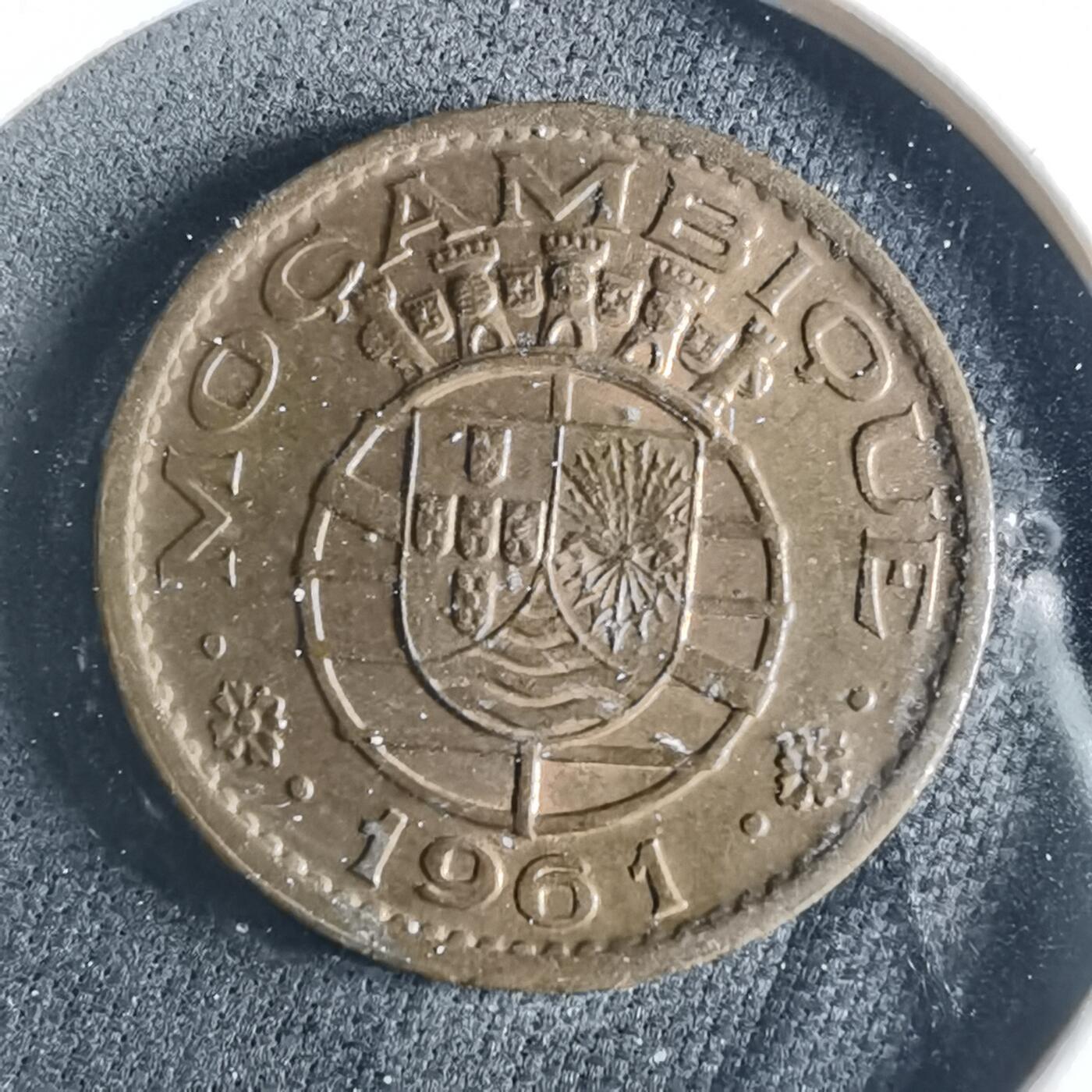 沼泽如烟--第956场 葡属莫桑比克1961年20分