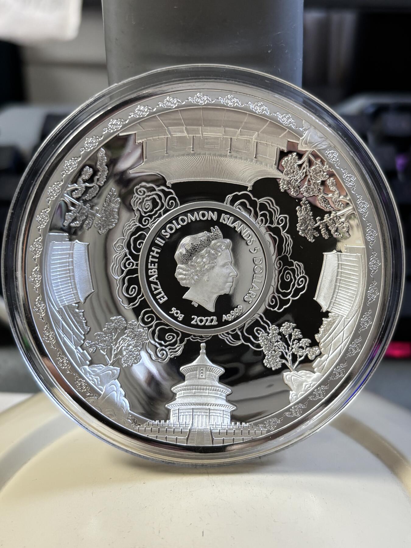 第187期拍卖 所罗门2022年中国熊猫金币发行40周年50克纪念银币，999银，50克，发行2022枚