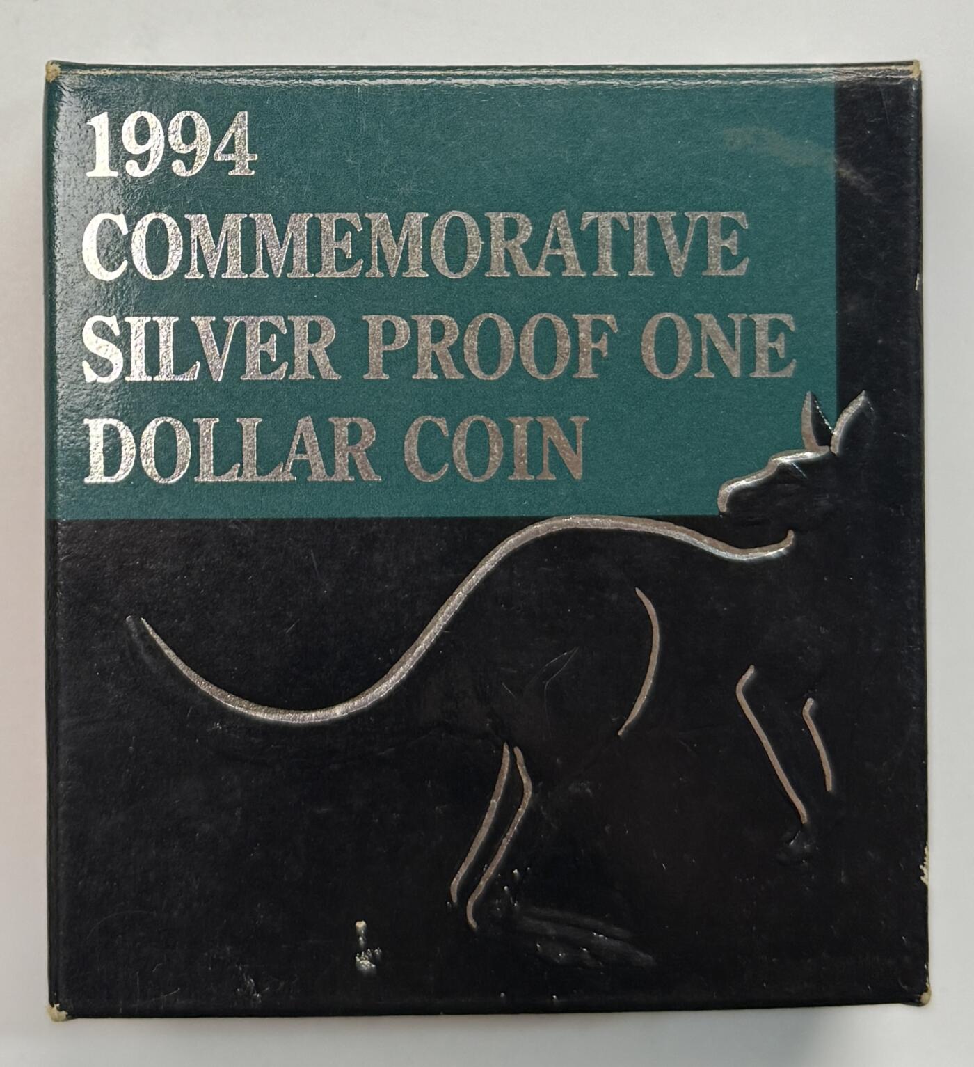 S&S Numismatic世界钱币-拍卖 第118期  澳大利亚1994年 澳元硬币发行十周年 1澳元精制纪念银币 盒证齐全 半边齿和全边齿2枚全套 11.49克925银/枚，品相如图