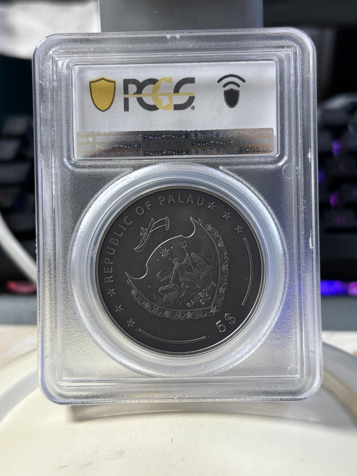 第187期拍卖 帕劳2024年扑克警卫镀金仿古浮雕纪念银币PCGS-SP70首无盒无证书，1盎司。9999银，发行1111枚，