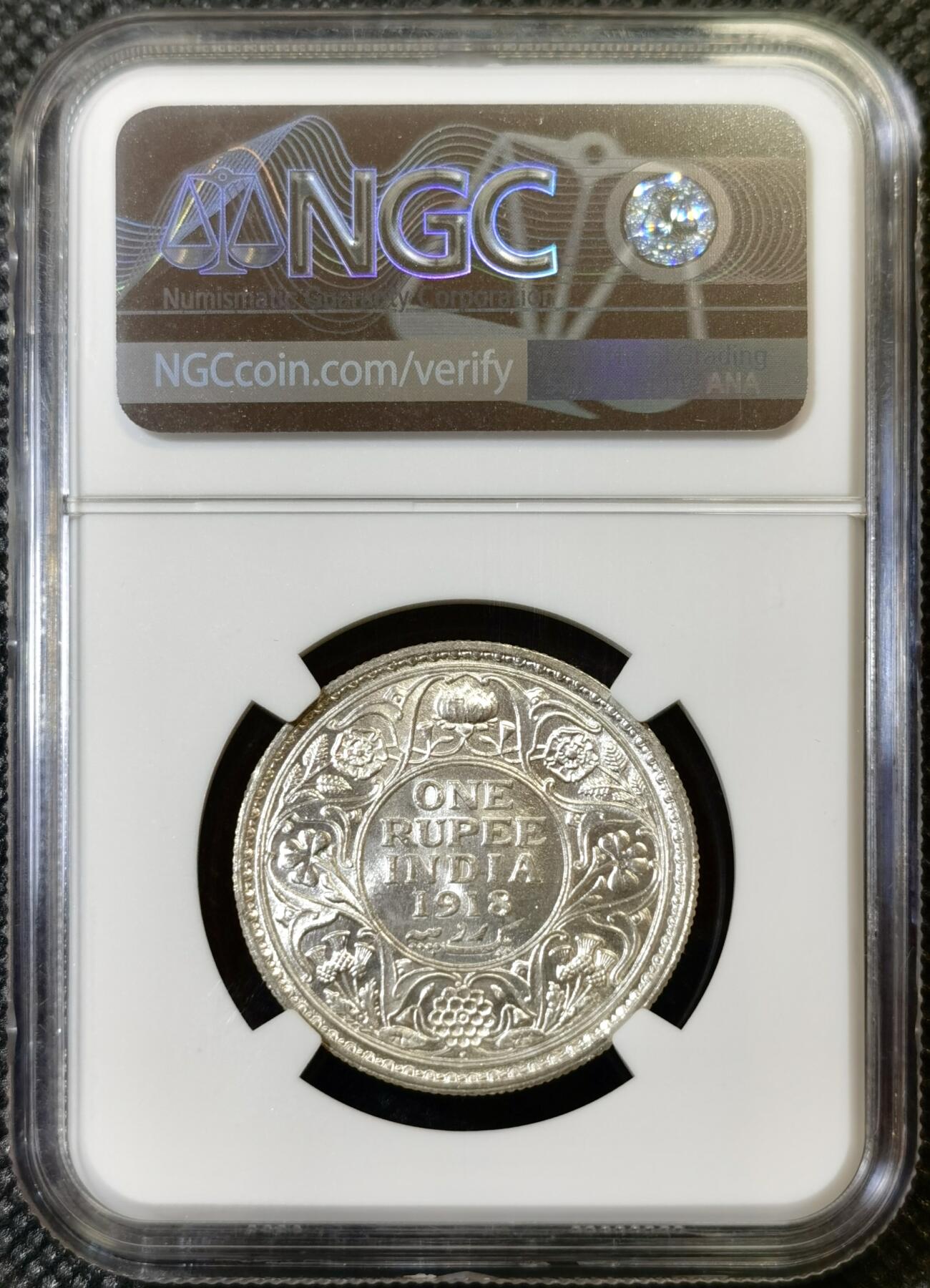 甄臻铺-世界币章拍卖（第46期）送拍享返佣金等优惠多多（1月10日精品场，敬请期待）