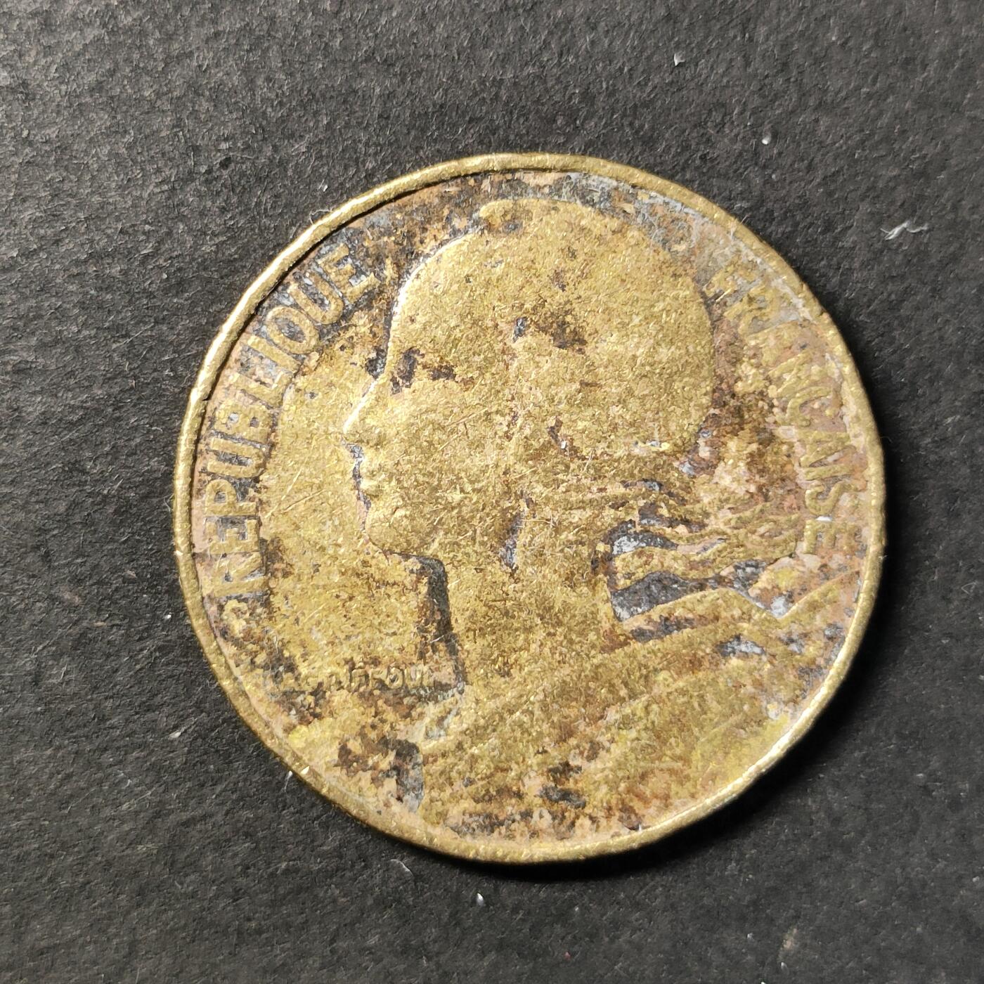 嘉禾收藏    【第431期】            无佣金、可寄存、满30元包邮 币一枚