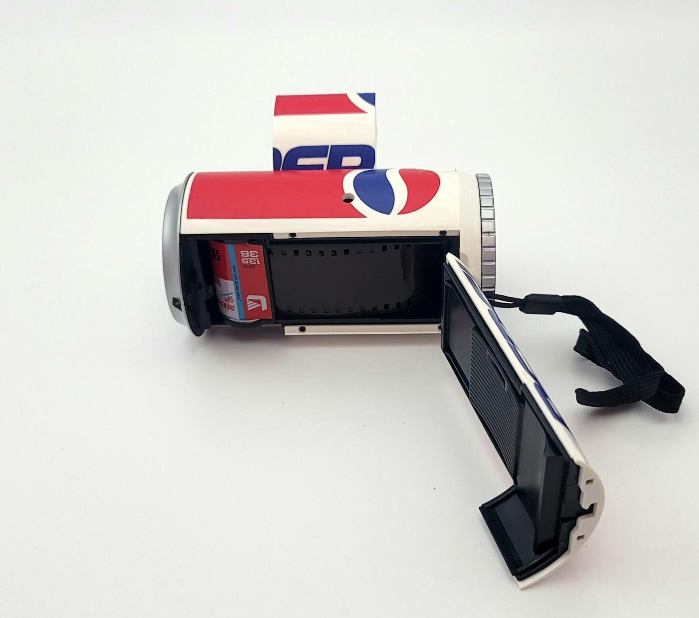 精选藏品–百事可乐–可口可乐–限量版照相机–原盒包装–珍藏首选