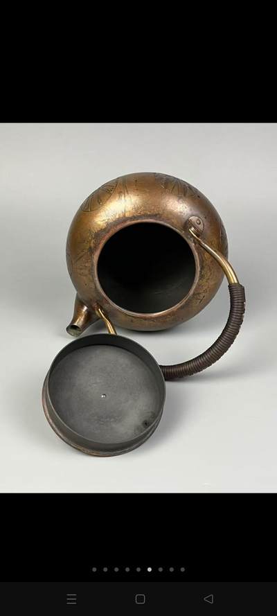 旧藏【京剧脸谱铜壶+铸铁炉】整套，全品完整，实拍如图！ - 旧藏【京剧脸谱铜壶+铸铁炉】整套，全品完整，实拍如图！