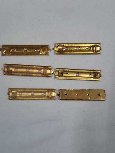 韵星假日拍卖第三十六期 -- Rimey Holidays Auction 36 - 民主德国勋条一组