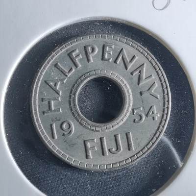 沼泽如烟--第956场 - 斐济1954年半便士