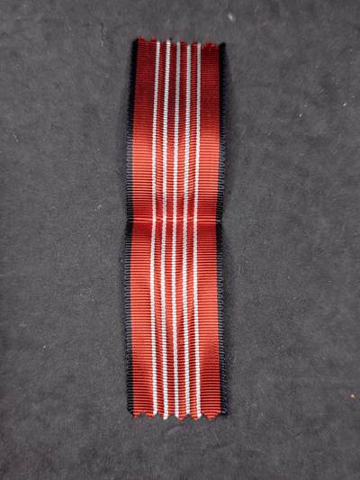 凯旋世界勋赏（第21期冬季大拍）（欢迎送拍）（对拍品有疑问请询问客服，不接受到手刀，出价默认拍品品相。请认真阅读拍卖规则！出价默认已认可！）（收到货请录制开箱视频，无视频概不处理问题。） - 德三奥运会绶带（自鉴）