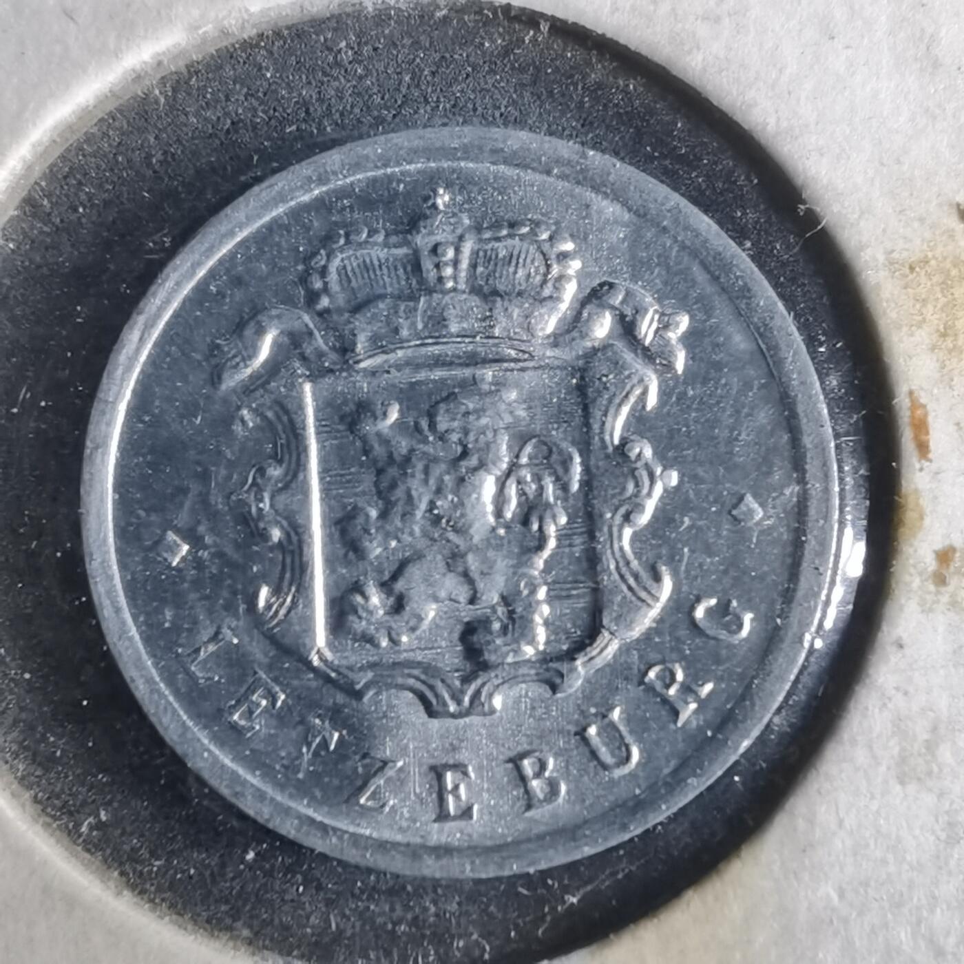 沼泽如烟--第956场 卢森堡1967年25分