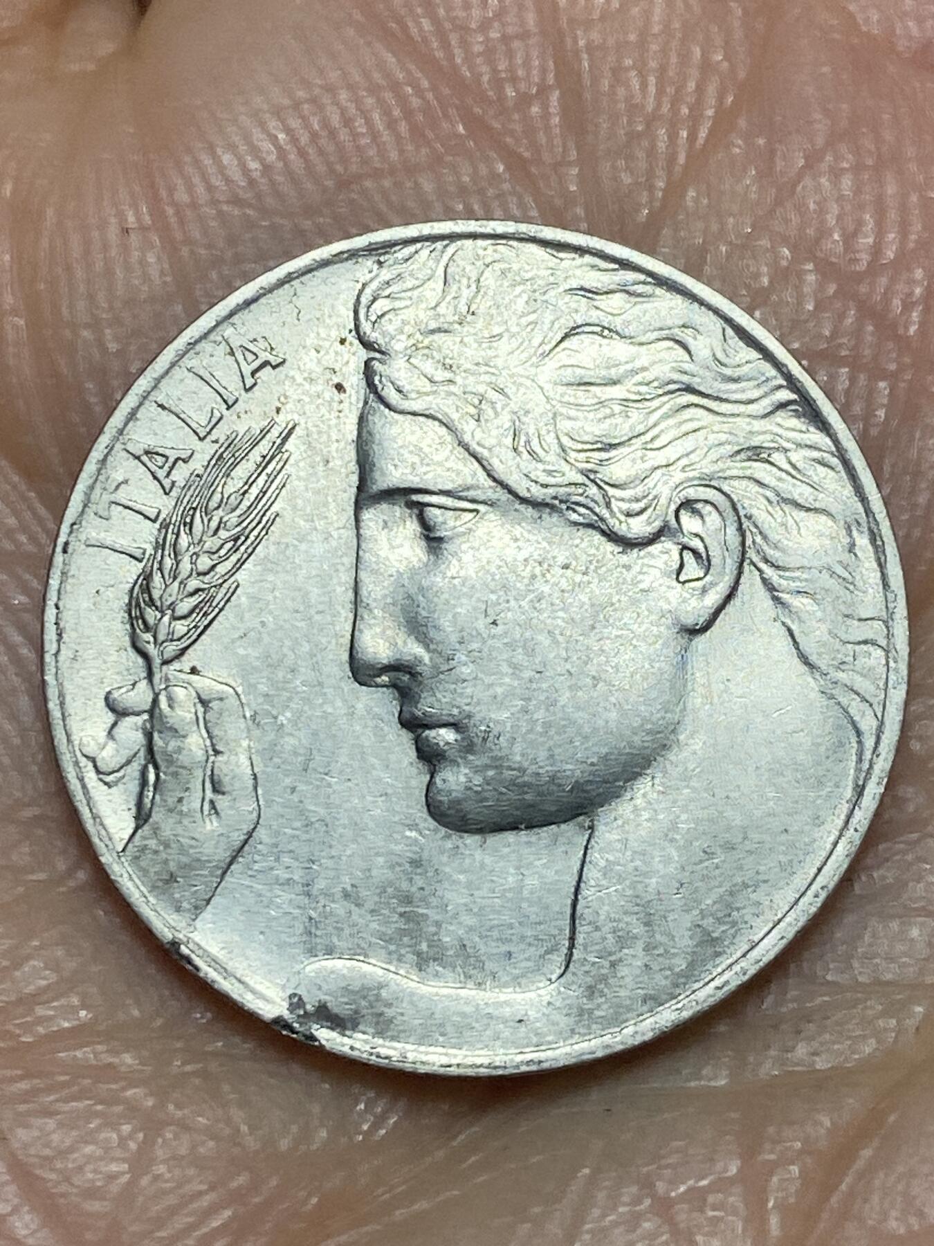 2026年第五场(总第一百七十四场）外国好品散币场(免佣金) 意大利王国1922年20分(维托里奥·埃马努埃莱三世第二套)