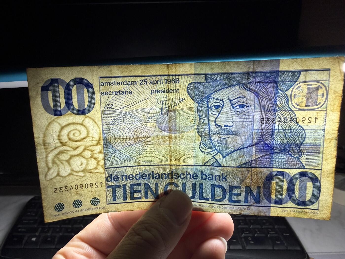 2026年集古藏今外币拍卖第一期-第3场—（总第300拍-纸币专场），本期拍完结算一次，发货时间2-3天，休息几天后继续新的一期拍卖。