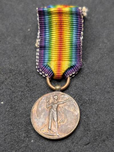 凯旋世界勋赏（第21期冬季大拍）（欢迎送拍）（对拍品有疑问请询问客服，不接受到手刀，出价默认拍品品相。请认真阅读拍卖规则！出价默认已认可！）（收到货请录制开箱视频，无视频概不处理问题。） - 英国一战胜利mini