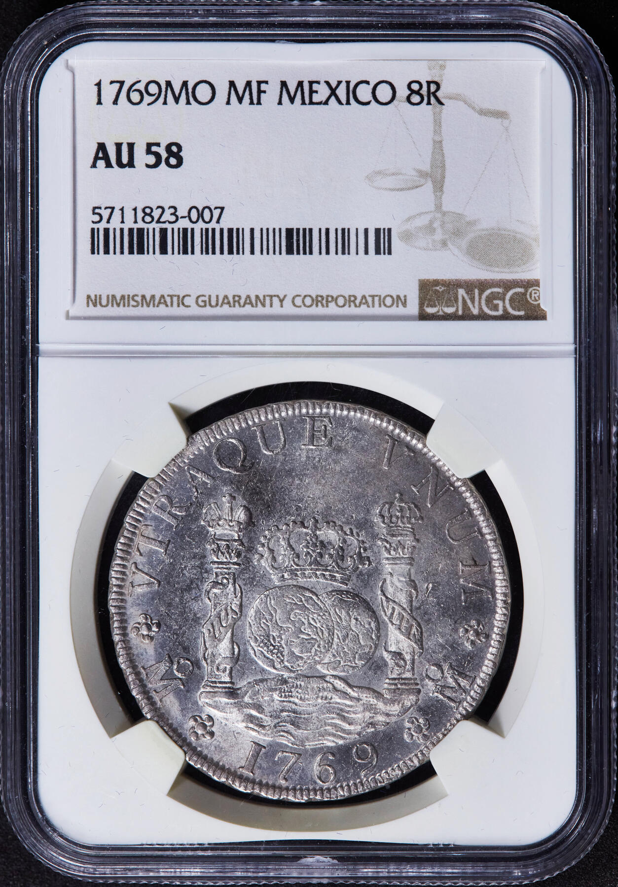 【俄甄集藏】2026年(046)01-07 星期三 晚 19:30 全场包邮 西属墨西哥1769年卡洛斯三世FM版8里亚尔双柱地球大银币，NGC AU58，底板凝霜，紫罗兰淡彩包浆，无弱打，高点细节俱佳