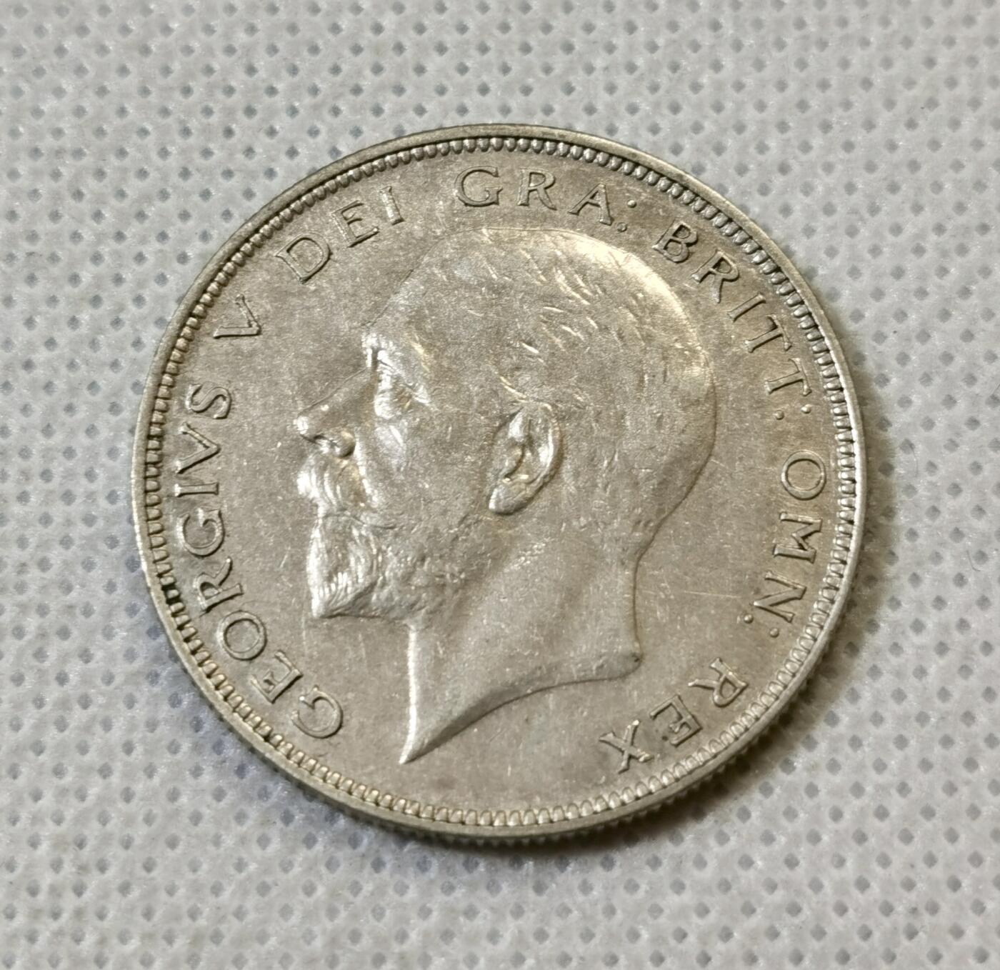 甄臻铺-世界币章拍卖（第46期）送拍享返佣金等优惠多多（1月10日精品场，敬请期待）