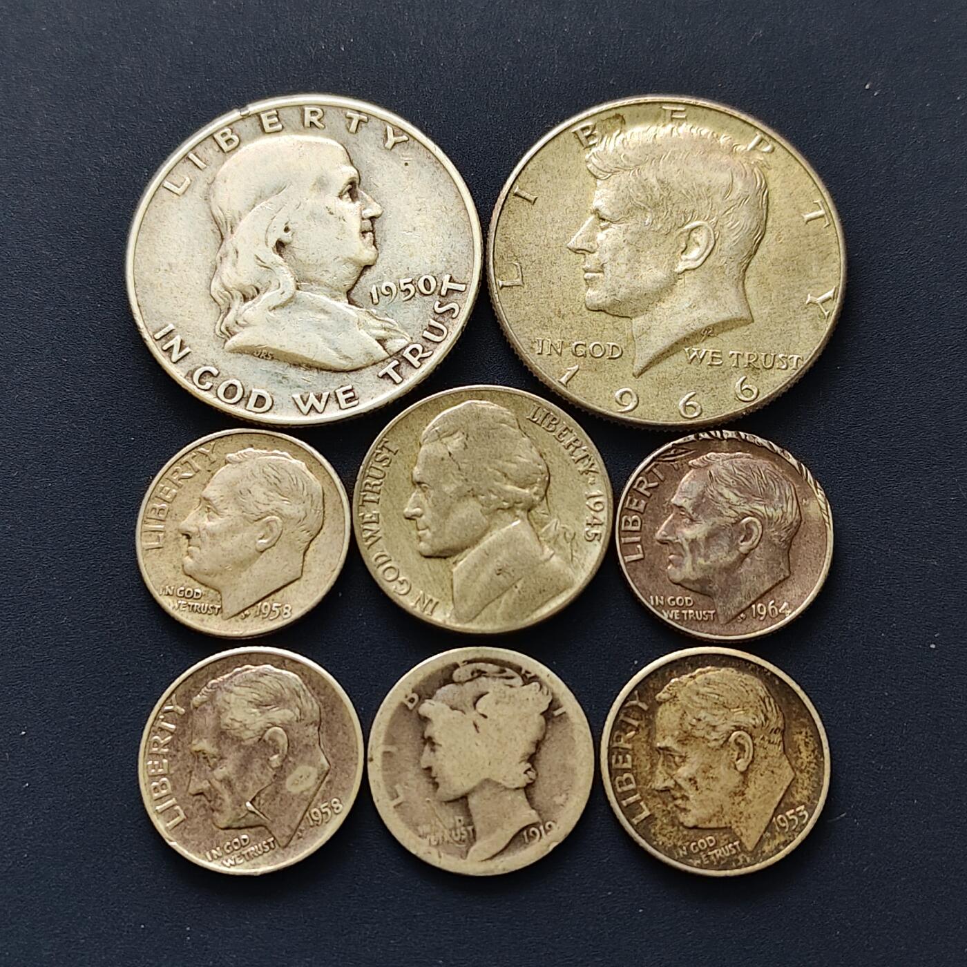 【全场包邮】纯粹捡漏拍493场 美国各年份银币8枚一组【纯银价约519元（按18元银价折算）】