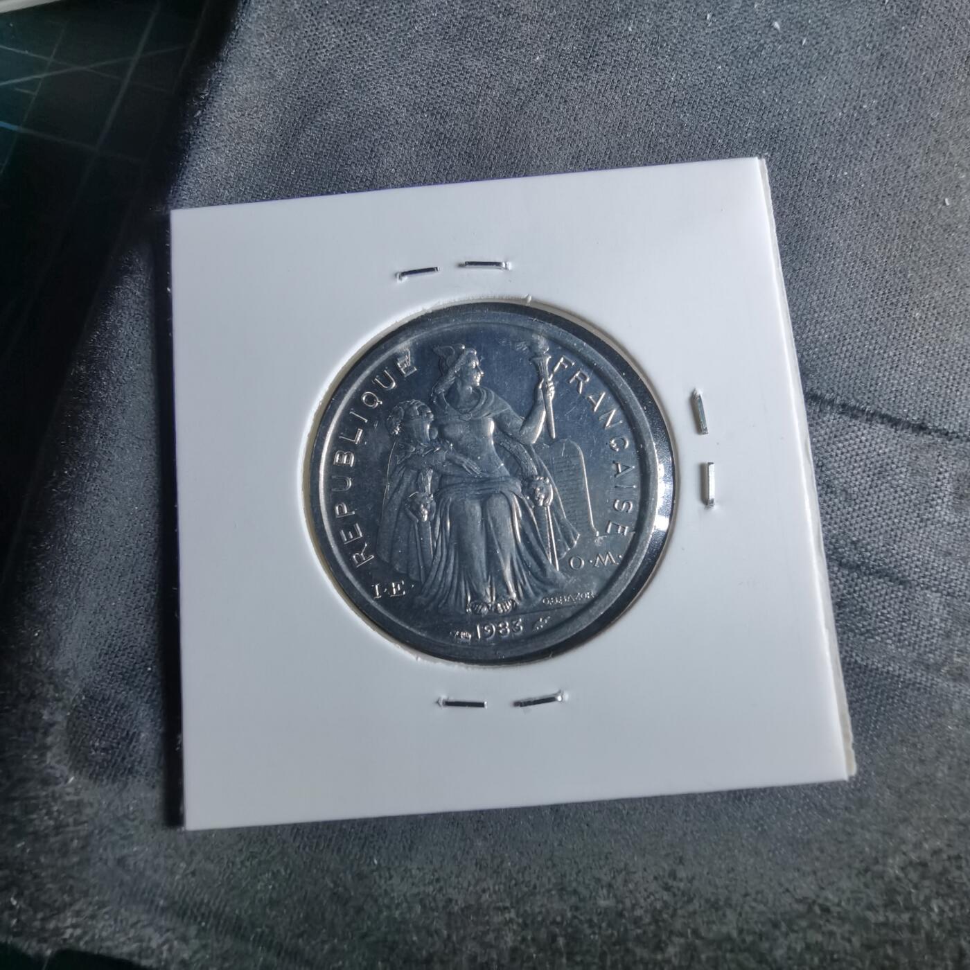 沼泽如烟--第956场 法属新喀里多尼亚1983年2法郎