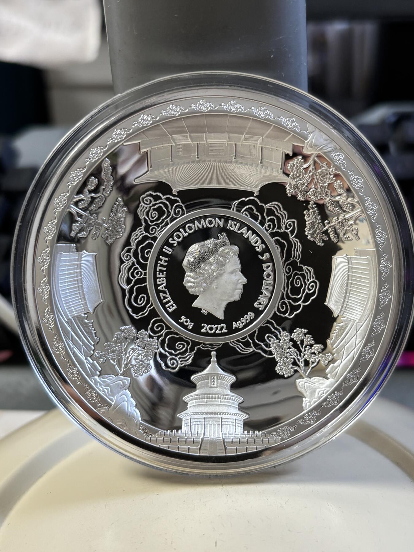 第187期拍卖 所罗门2022年中国熊猫金币发行40周年50克纪念银币，999银，50克，发行2022枚