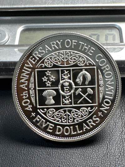 ❤️【币观天下】❤️ 第338期钱币拍卖- 2026.1.9周五晚上6点半场-长期征集拍品 - 新西兰1993年女王加冕40周年精制银币28.1克