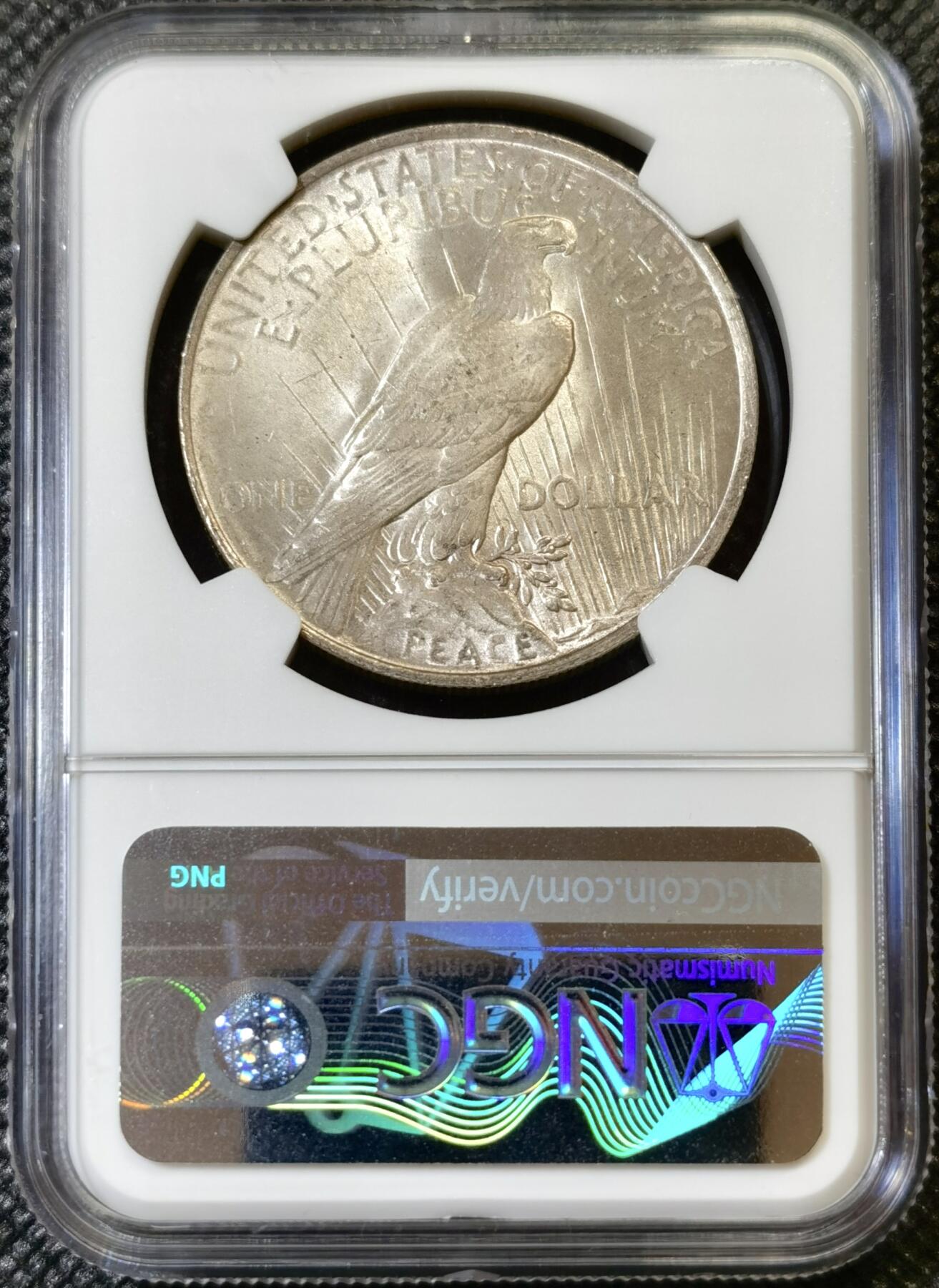 甄臻铺-世界币章拍卖（第46期）送拍享返佣金等优惠多多（1月10日精品场，敬请期待） NGC-MS63 美国 1922年 1美元 和平银币 转光明显 鹰面银霜感强