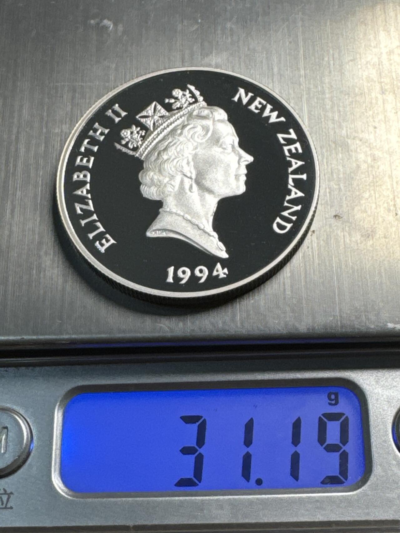 ❤️【币观天下】❤️ 第338期钱币拍卖- 2026.1.9周五晚上6点半场-长期征集拍品 新西兰1994年伊丽莎白公主出生银币31.47克