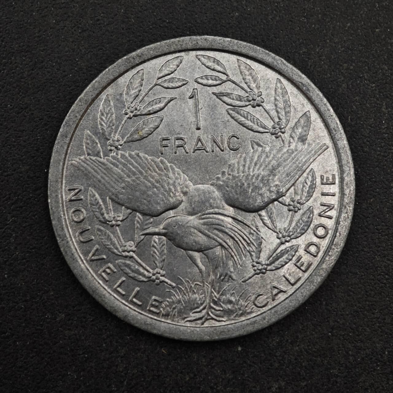 【淘币小摊】实时拍第八百四十三拍   散币场   满百包邮可预留二周 每周一统一发货   喀里多尼亚1977年1法郎铝币