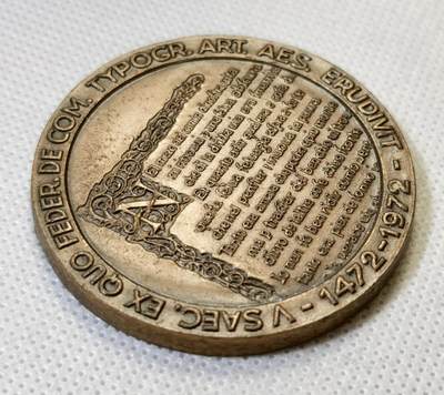 甄臻铺-世界币章拍卖（第46期）送拍享返佣金等优惠多多（1月10日精品场，敬请期待） 塞滕布雷1973医学大会铜章 57.7克 49mm，细节见图