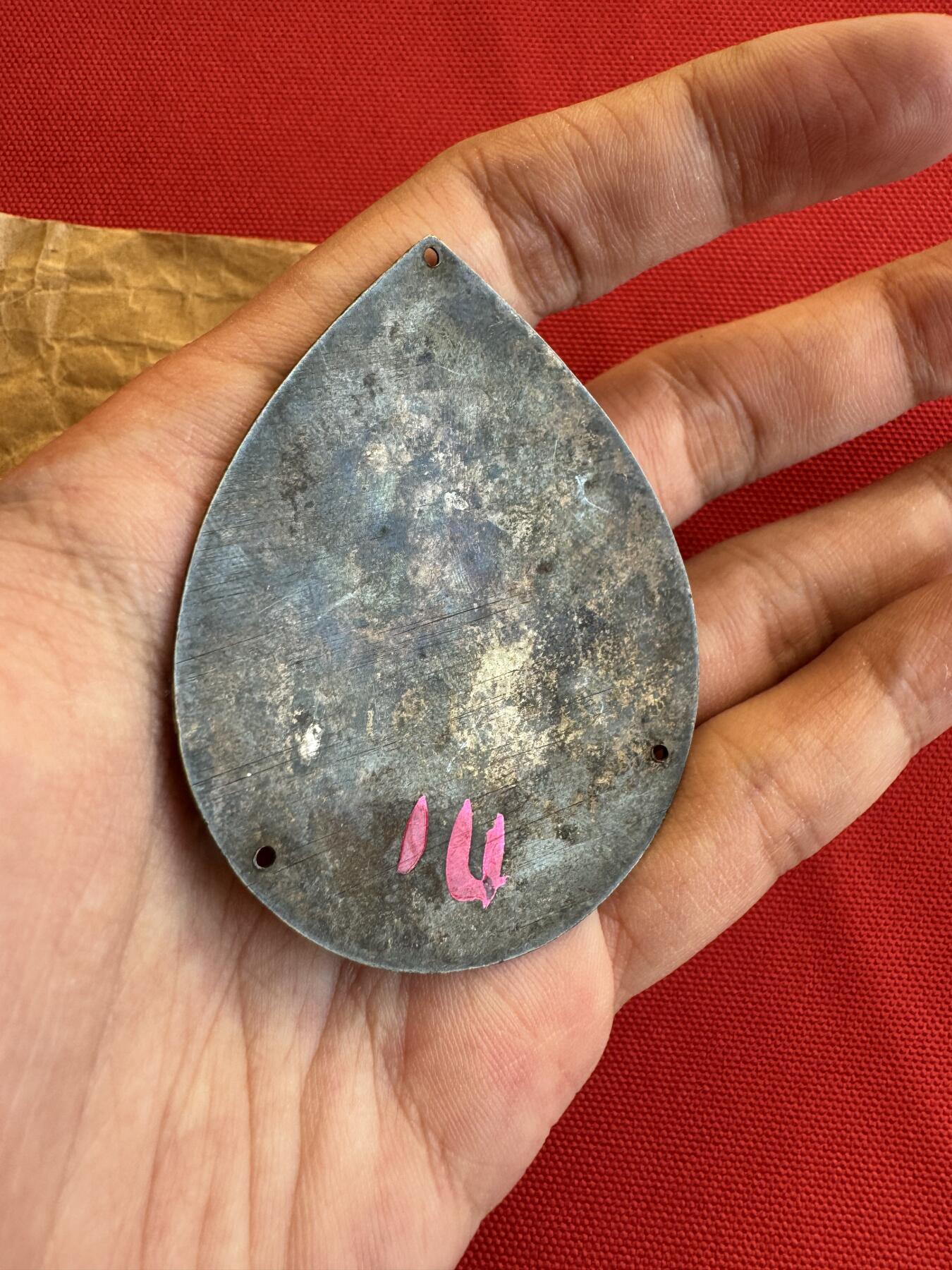 五哥徽章群   7号周三晚上八点4群联拍