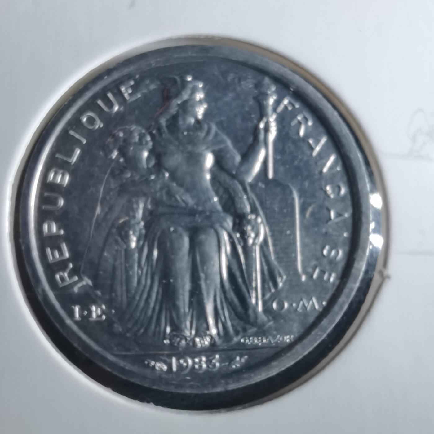 沼泽如烟--第956场 法属新喀里多尼亚1983年2法郎