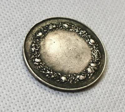 甄臻铺-世界币章拍卖（第46期）送拍享返佣金等优惠多多（1月10日精品场，敬请期待） 法国结婚纪念银章，背面未刻字，30mm，11.4g 丰饶角1argent，细节见图