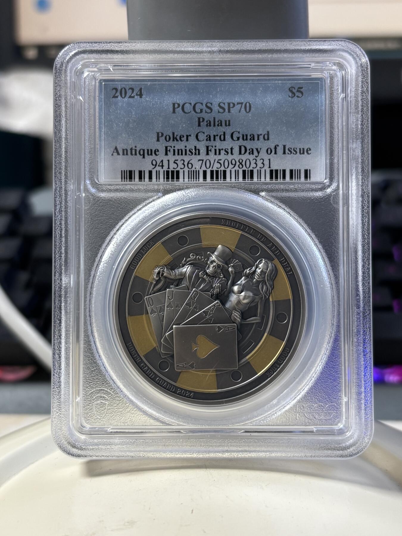 第187期拍卖 帕劳2024年扑克警卫镀金仿古浮雕纪念银币PCGS-SP70首无盒无证书，1盎司。9999银，发行1111枚，