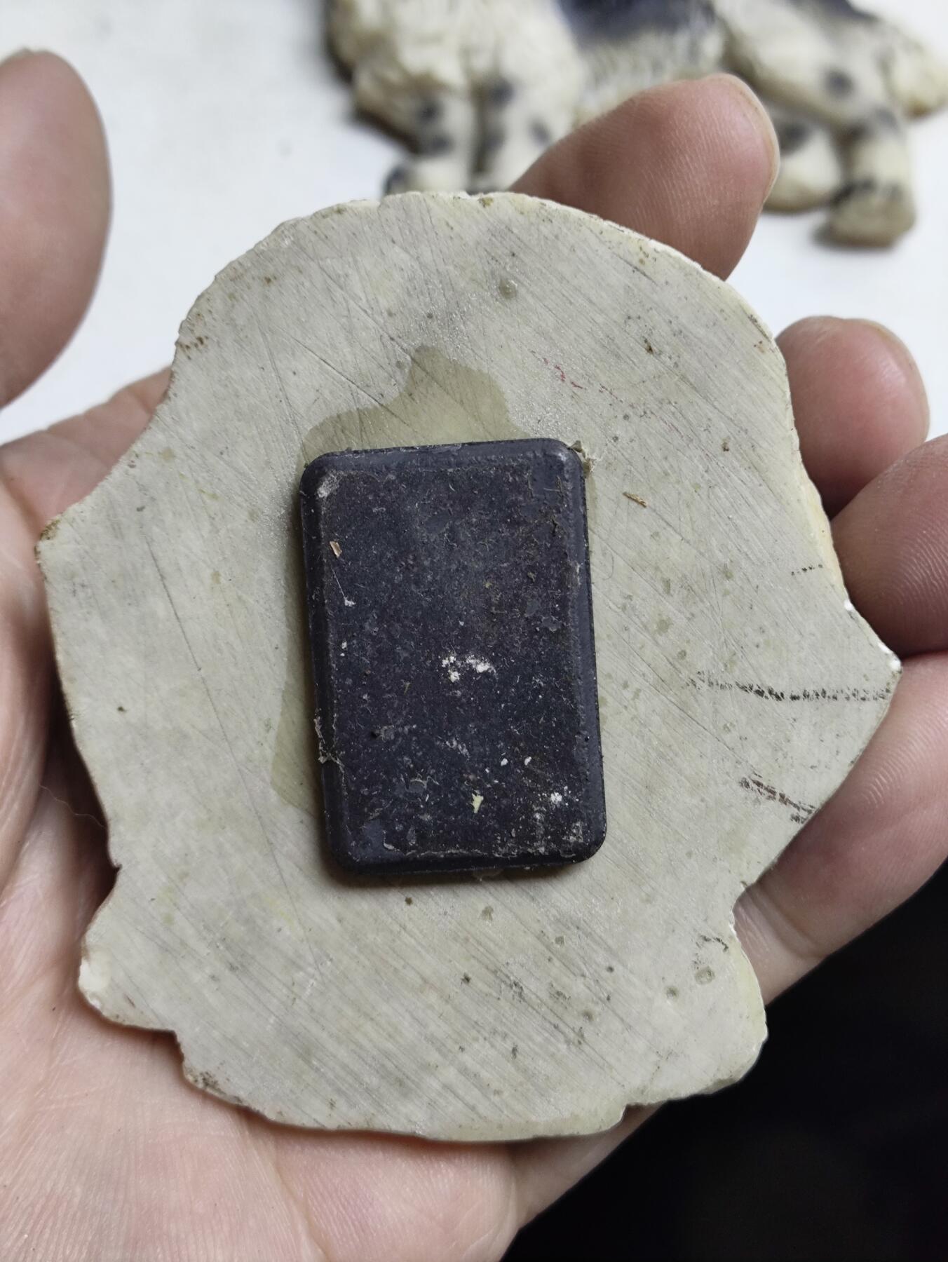 风光无限，精美冰箱贴A 金毛寻回犬造型的创意磁性树脂冰箱贴‌