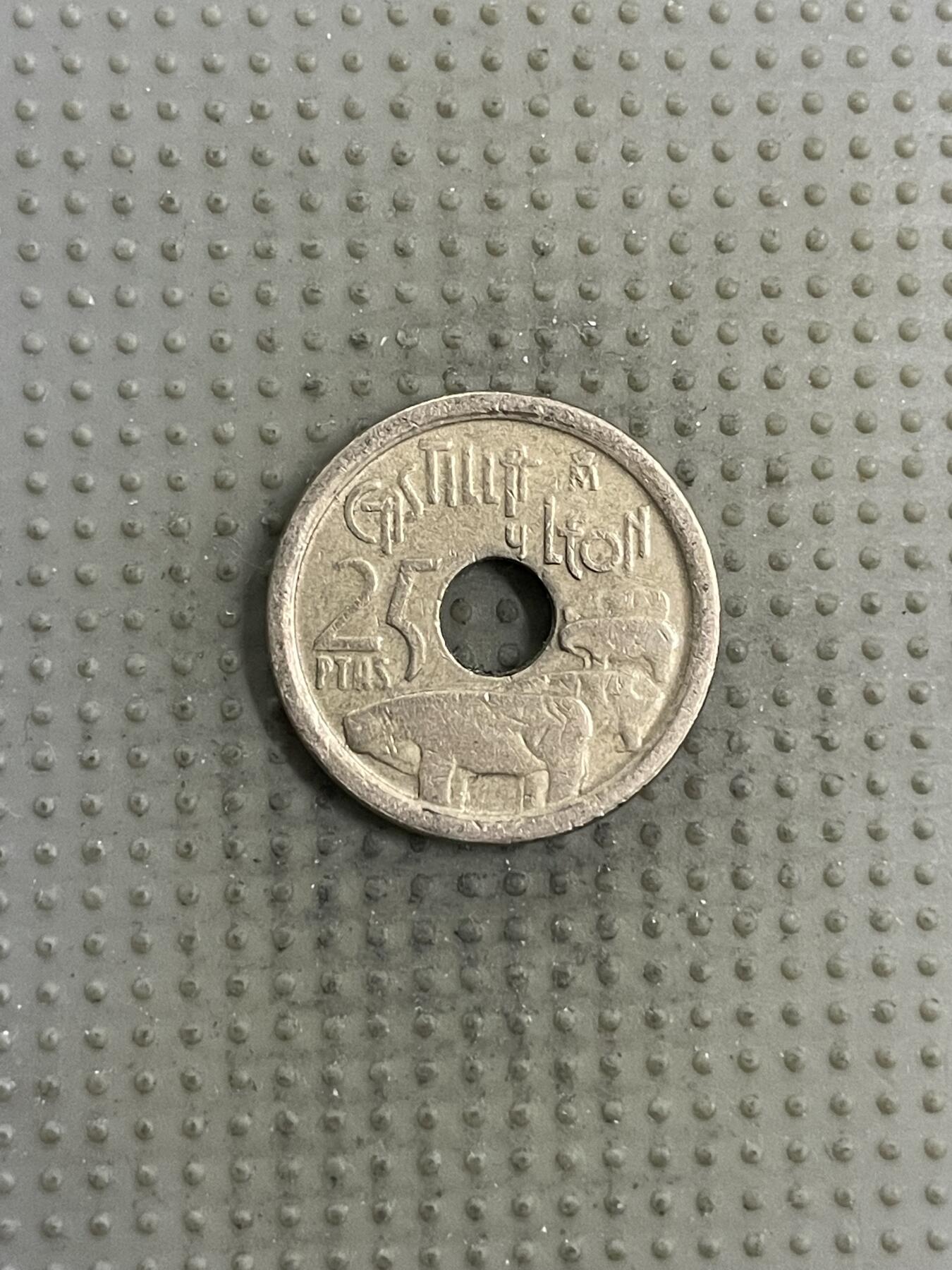 2026年第5场各国散币拍卖（总第155场） 西班牙1995年卡斯蒂利亚-莱昂25比赛塔纪念币