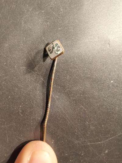 老王徽章第175期 - 德国针插