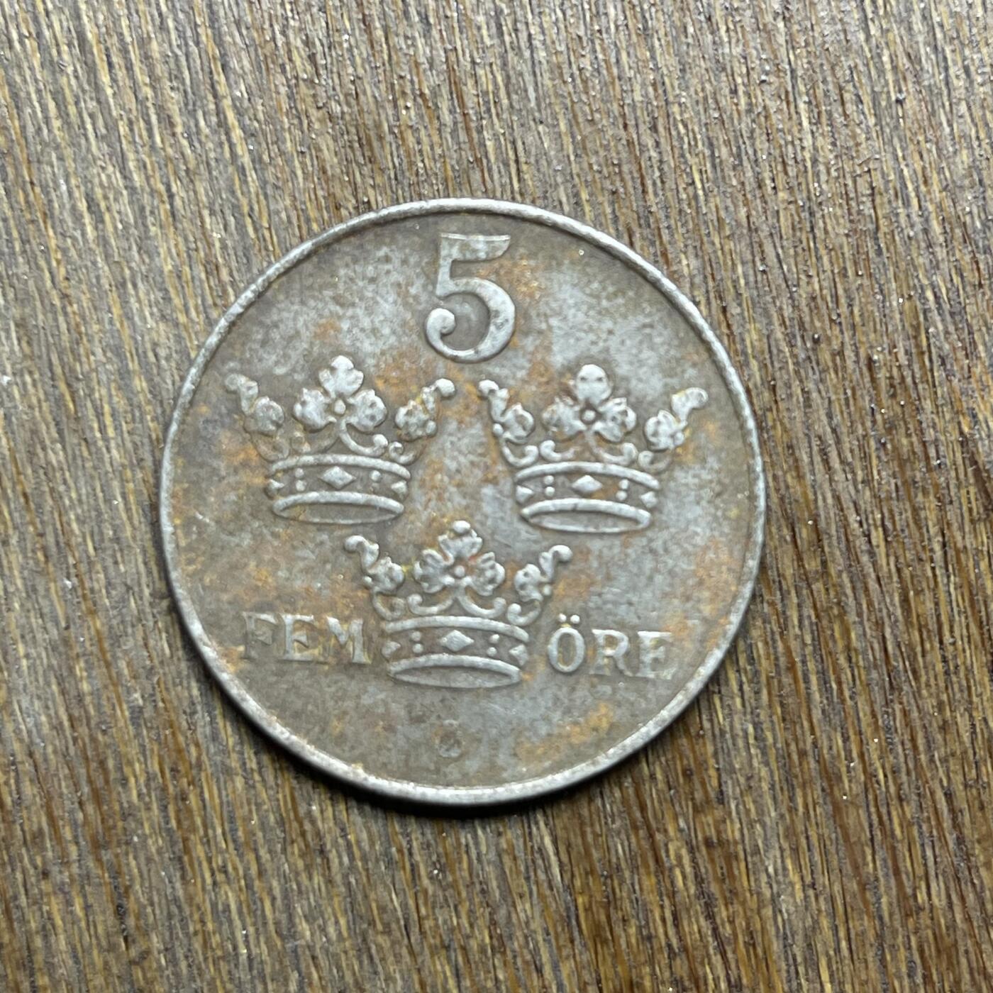 【铜匠收藏】★第137场★散币场。不寄存，30包邮。不满30元，支付5元运费。《接受代拍 代送NGC评级》 8【无寄存】1949 瑞典 5 欧尔 铁币