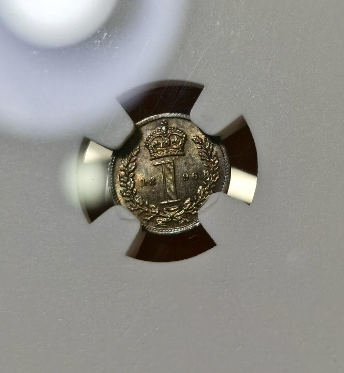 “甄选寰宇 · 臻藏岁华”新年精品场（直播拍卖）-甄臻铺-世界币章拍卖（第47期）送拍享返佣金等优惠多多