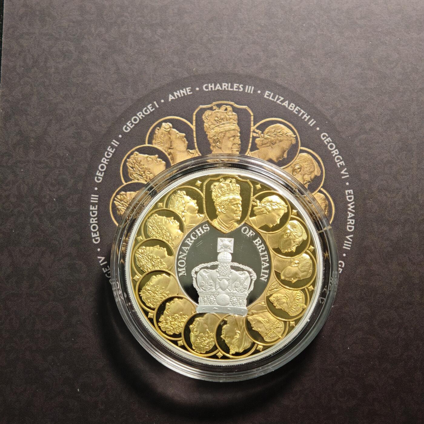 【德藏】世界币章拍卖第161期 2025年 纽埃英国君主局部镀金1元精制纪念银币 原盒 带证书 1盎司 999银 发行量500枚