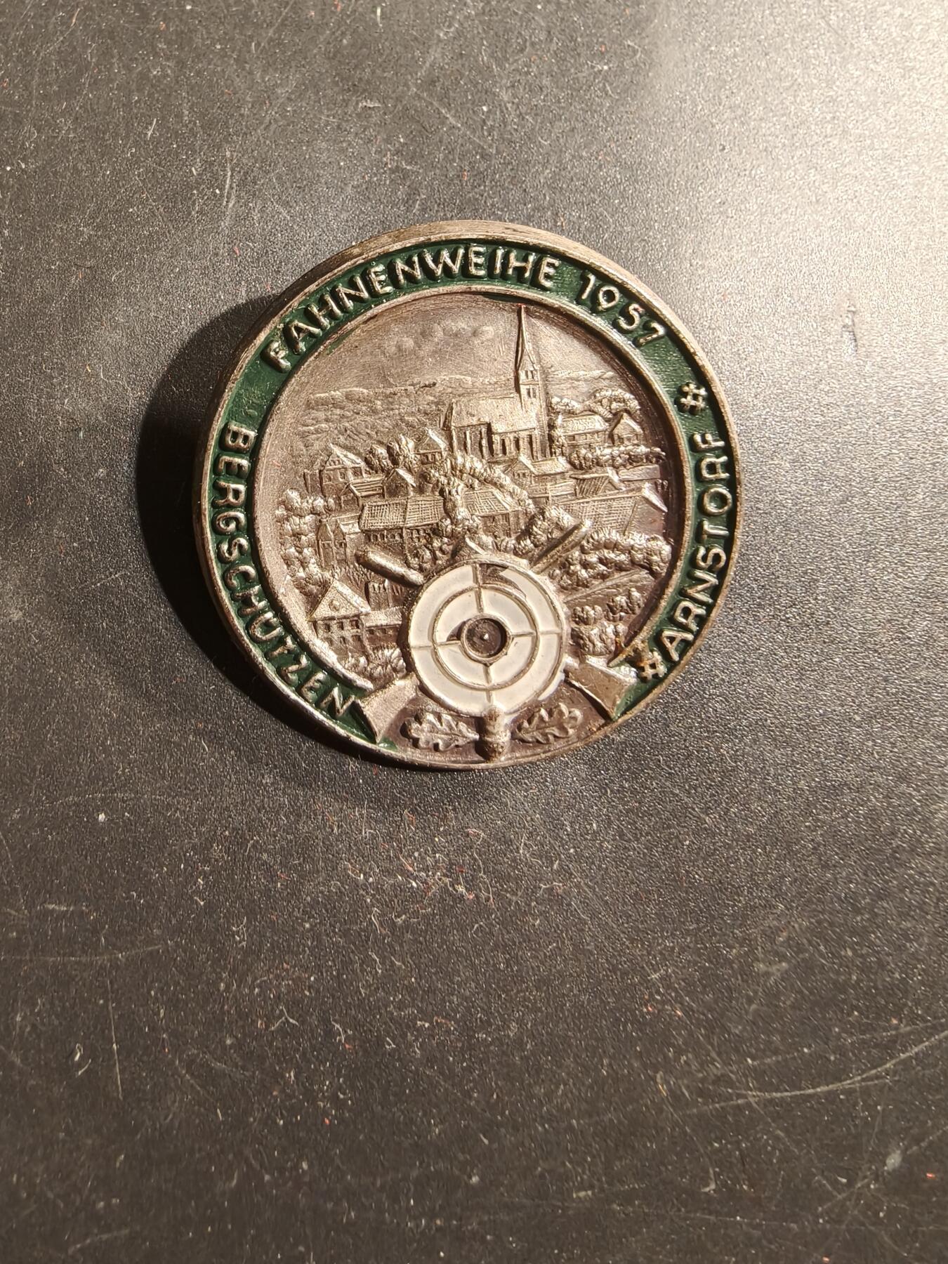 老王徽章第175期 德国加恩斯托夫山地步枪手协会证章