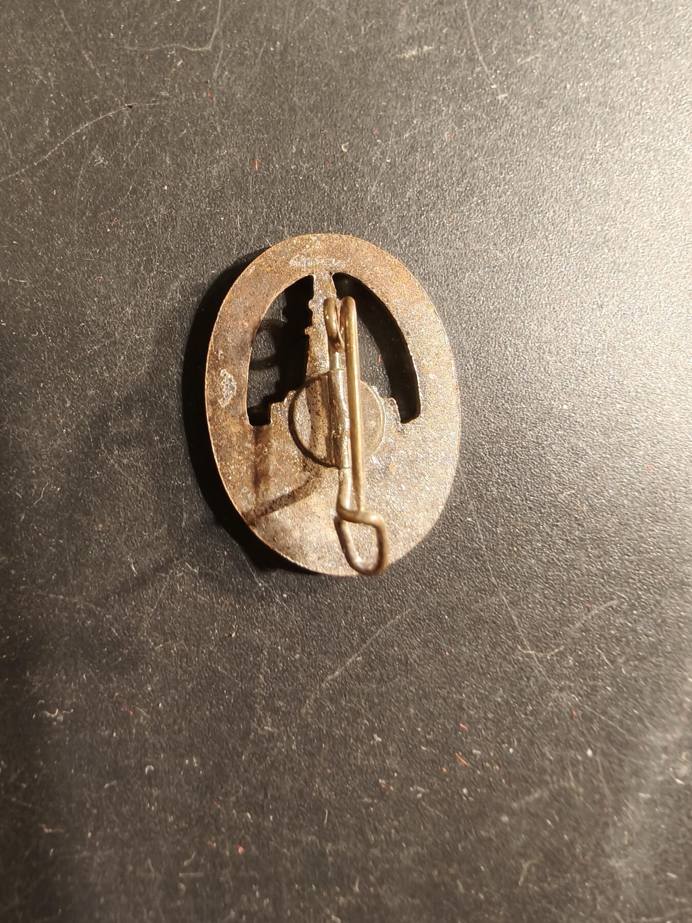 老王徽章第175期 德国银级基夫霍伊泽老兵协会射击技能证章