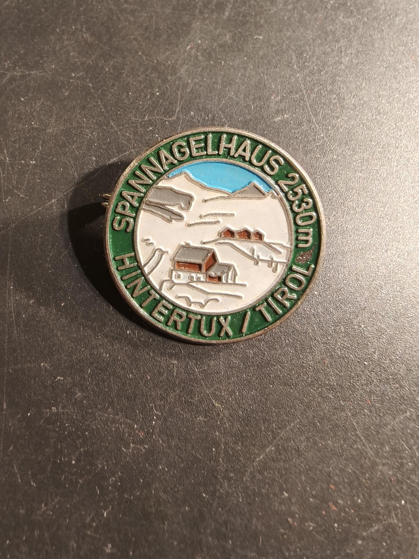 老王徽章第175期 奥地利蒂罗尔州山地战训练证章