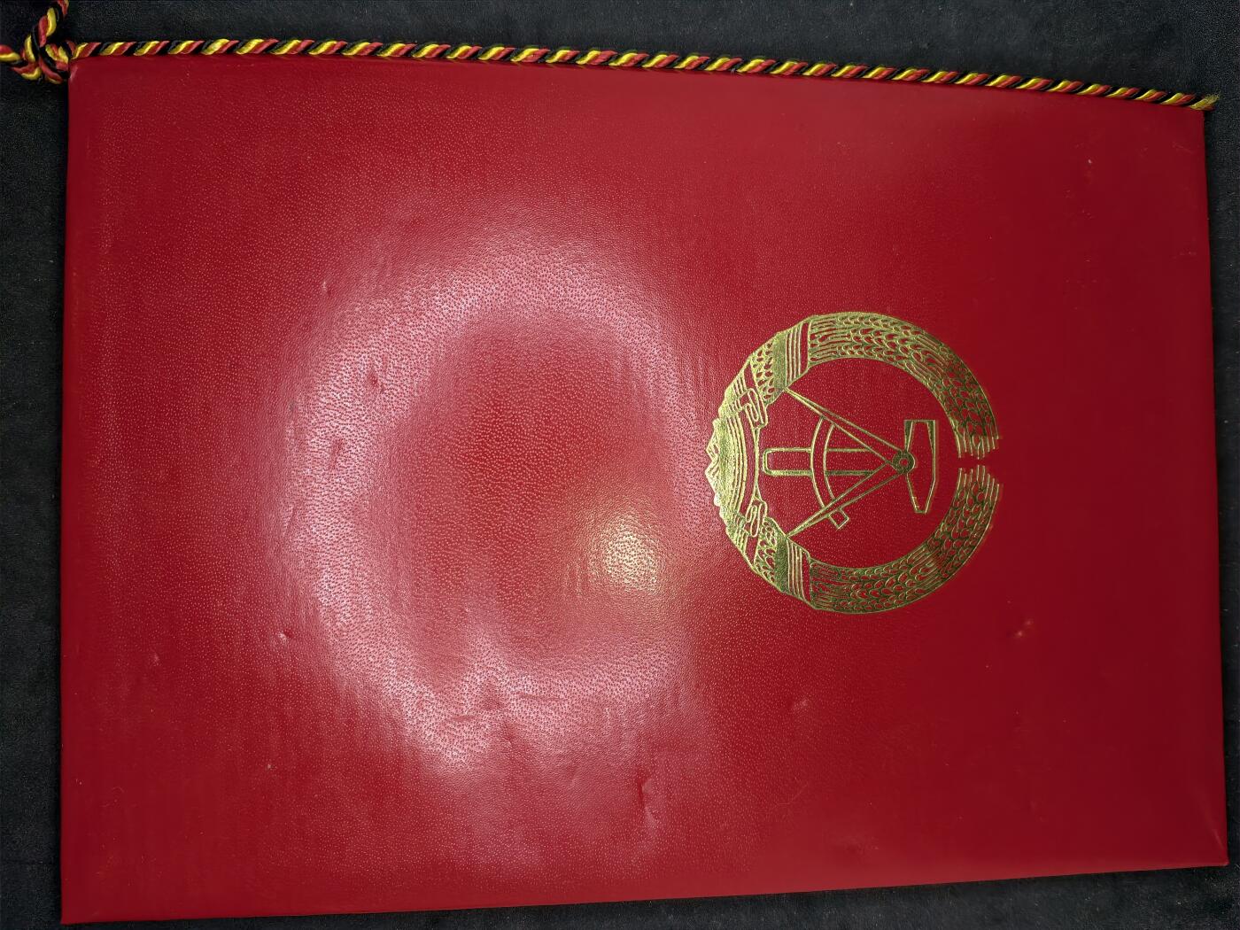 凯旋世界勋赏（第21期冬季大拍）（欢迎送拍）（对拍品有疑问请询问客服，不接受到手刀，出价默认拍品品相。请认真阅读拍卖规则！出价默认已认可！）（收到货请录制开箱视频，无视频概不处理问题。）